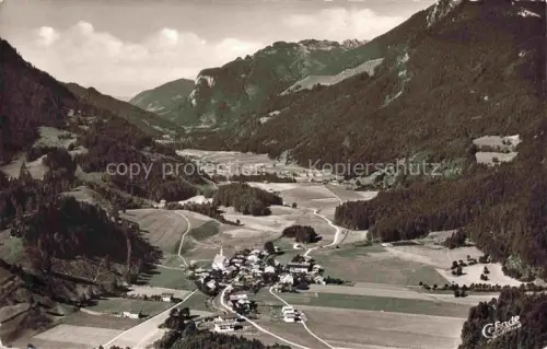 AK / Ansichtskarte Sachrang Chiemgau Panorama Priental mit Kampenwand Chiemgauer Alpen