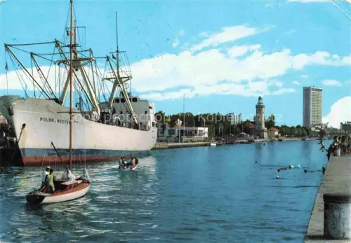 AK / Ansichtskarte RIMINI IT Porto Canale Riviera Adriatica Hochseeschiff