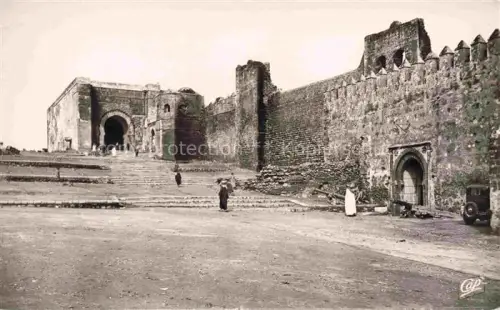 AK / Ansichtskarte RABAT  Maroc Porte et Remparts des Oudaias