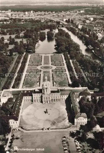 AK / Ansichtskarte BERLIN  CITY Charlottenburger Schloss