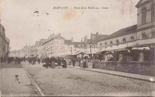 AK / Ansichtskarte ALENCON 61 Orne Place de la Halle aux Toiles