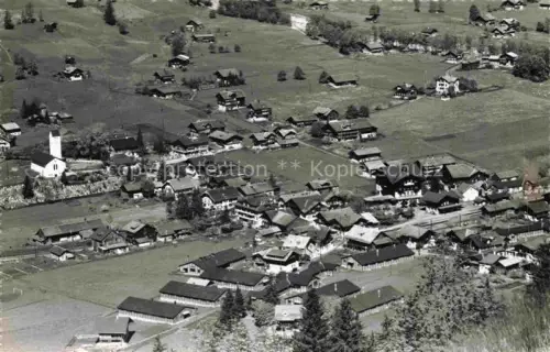 AK / Ansichtskarte Lenk Simmental BE Panorama Blick ins Tal