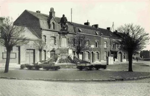 AK / Ansichtskarte Frelinghien Frelinghiem LILLE 59 Nord Le Monument