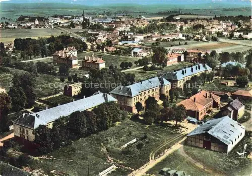 AK / Ansichtskarte Dieuze Duss Lothringen 57 Moselle Les Casernes vue aérienne