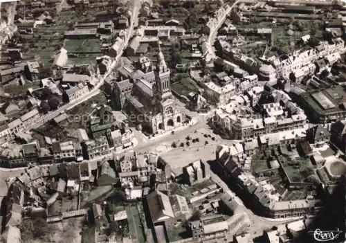 AK / Ansichtskarte ALBERT  Peronne 80 Somme Vue générale aérienne