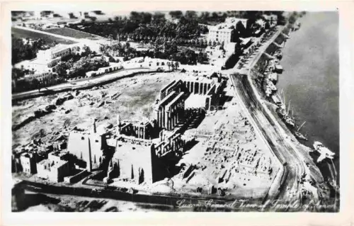 AK / Ansichtskarte LUXOR Louqsor Louksor Egypt The Luxor Temple Air view