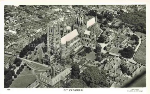AK / Ansichtskarte Ely  Cambridgeshire UK Cathedral Air view