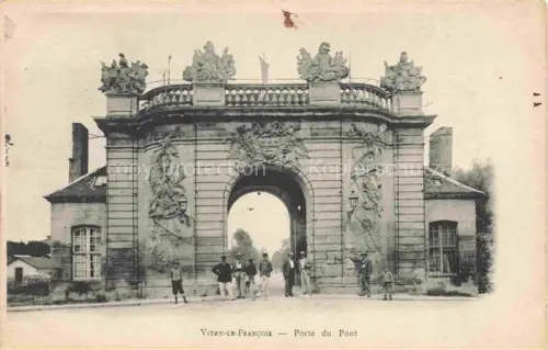 AK / Ansichtskarte Vitry-le-Francois 51 Marne Porte du Pont