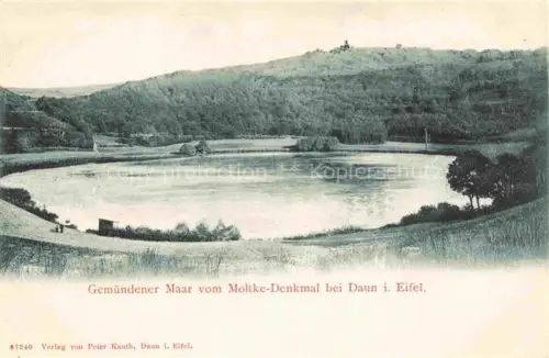 AK / Ansichtskarte Daun Vulkaneifel Rheinland-Pfalz Gemuendener Maar vom Moltke-Denkmal aus gesehen