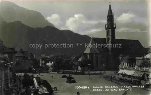 AK / Ansichtskarte Bozen  BOLZANO Suedtirol IT Partie am Walterplatz Kirche