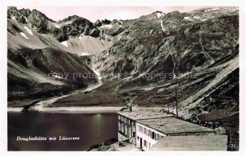 AK / Ansichtskarte Douglashuette Douglashuette 1924m Luenersee Vorarlberg AT Berghaus mit Luenersee Alpen Bergwelt