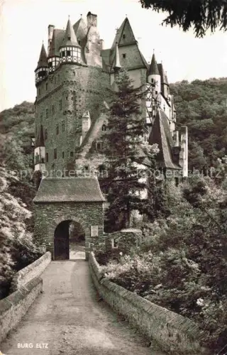 AK / Ansichtskarte Burg Eltz Wierschem Mayen-Koblenz Rheinland-Pfalz Ansicht