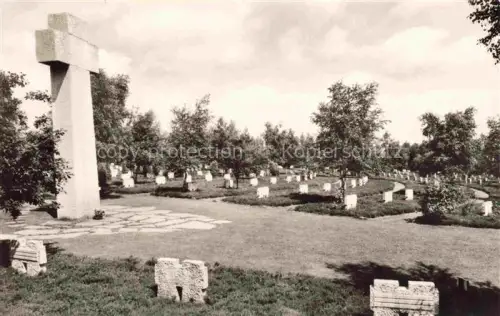 AK / Ansichtskarte Huertgen Huertgenwald Ehrenfriedhof