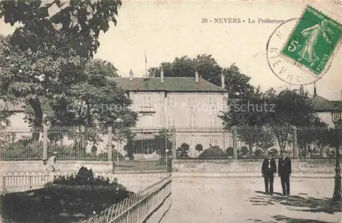 AK / Ansichtskarte NEVERS 58 Nievre La Prefeeture