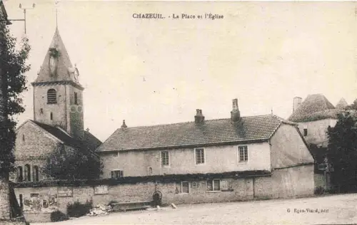 AK / Ansichtskarte Chazeuil CLAMECY 58 Nievre Place Eglise