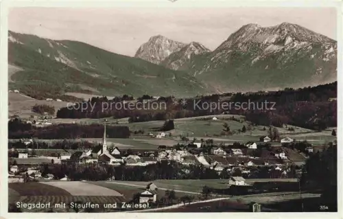 AK / Ansichtskarte Siegsdorf  Oberbayern Traunstein mit Stauffen und Zwiesel