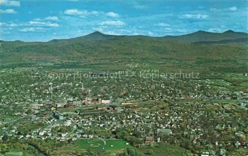 AK / Ansichtskarte Rutland Vermont USA Fliegeraufnahme