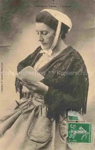 AK / Ansichtskarte VANNES 56 Morbihan Costumes L artisane