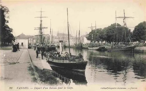 AK / Ansichtskarte VANNES 56 Morbihan Deport Bateau pour le Golfe