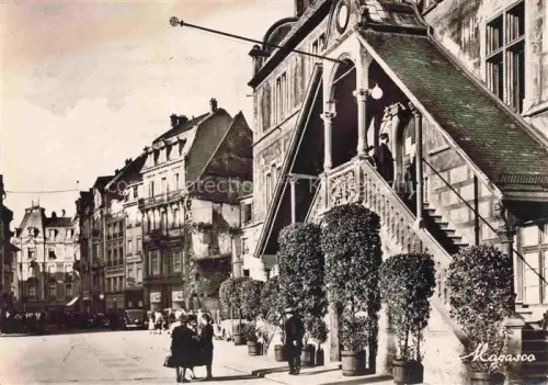 AK / Ansichtskarte MULHOUSE Muehlhausen 68 Haut-Rhin Escalier de l'Hotel de Ville et la Rue Merciere
