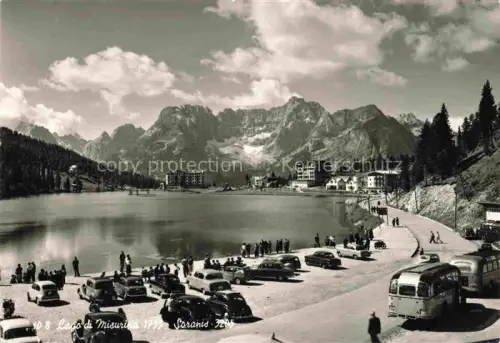 AK / Ansichtskarte Sorapis Lago di Misurina Cortina d Ampezzo IT Panorama Promenade