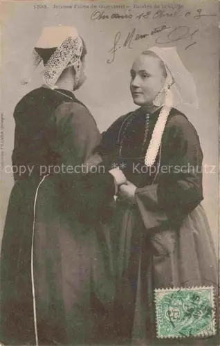 AK / Ansichtskarte Guemene-sur-Scorff PONTIVY 56 Morbihan Kostueme 