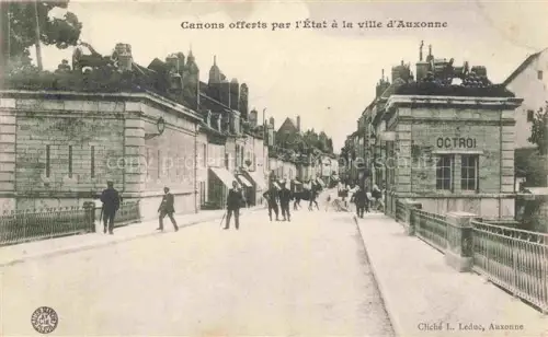 AK / Ansichtskarte Auxonne DIJON 21 Cote-d Or Canons offerts par l'Etat à la ville