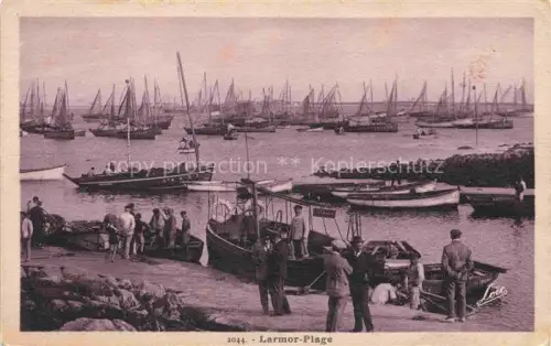 AK / Ansichtskarte Larmor VANNES 56 Morbihan Plage Fischerboote 