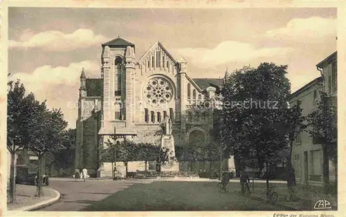 AK / Ansichtskarte BAR-LE-DUC 55 Meuse Eglise Saint Jenn Monument aux Morts