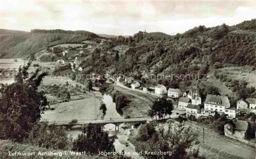 AK / Ansichtskarte Arnsberg  Westfalen Jaegerbruecke und Kreuzberg