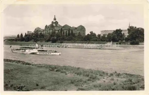 AK / Ansichtskarte DRESDEN Elbe Elbepartie mit Schloss