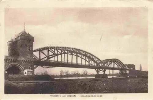 AK / Ansichtskarte WORMS Rhein Eisenbahnbruecke