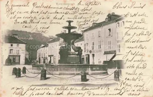 AK / Ansichtskarte Remiremont Romberg Epinal 88 Vosges Place de la Courtine Fontaine