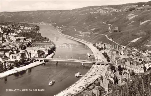 AK / Ansichtskarte BERNKASTEL-KUES Berncastel Rheinland-Pfalz Blick von der Ruine Landshut ins Moseltal