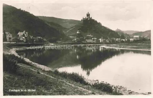 AK / Ansichtskarte Cochem Kochem Mosel Panorama mit Burgblick
