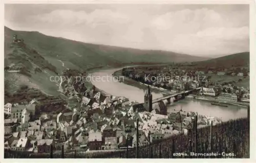AK / Ansichtskarte Berncastel BERNKASTEL-KUES Rheinland-Pfalz Panorama an der Mosel