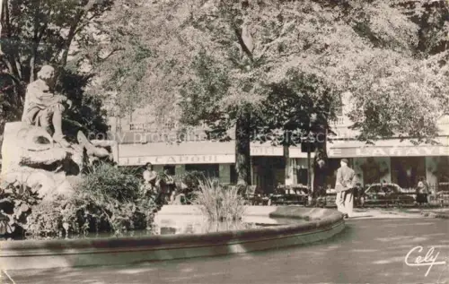 AK / Ansichtskarte TOULOUSE 31 Haute-Garonne Square Wilson Statue Goudouli