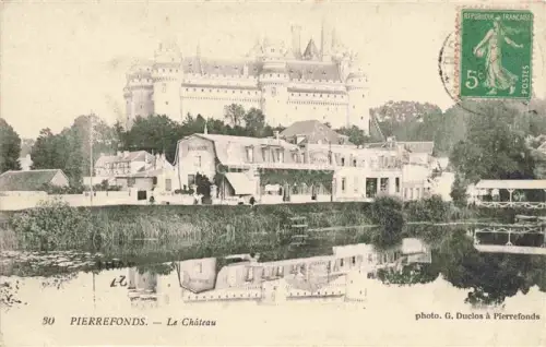AK / Ansichtskarte Pierrefonds Compiegne 60 Oise Vue d'ensemble et le château