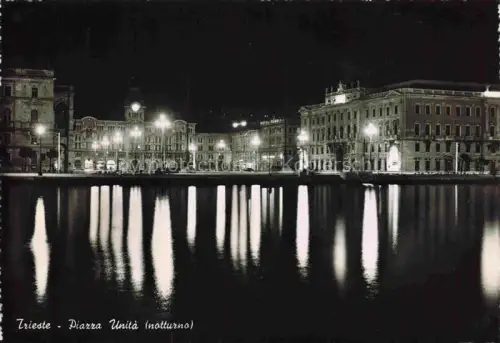 AK / Ansichtskarte TRIESTE Triest IT Piazza Unita 