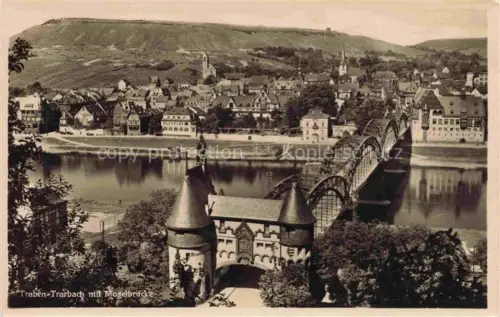 AK / Ansichtskarte Traben-Trarbach Mosel Panorama mit Moselbruecke