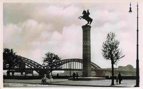 AK / Ansichtskarte DuessELDORF  CITY Ulanen Denkmal