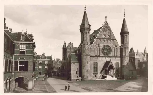 AK / Ansichtskarte Gravenhage S-Gravenhage Den Haag NL Binnenhof Kirche
