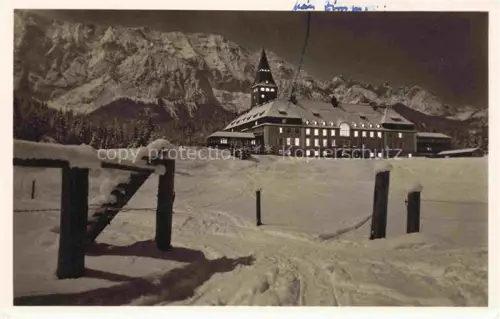 AK / Ansichtskarte Elmau Ellmau Tirol AT Schloss Elmau bei Nacht