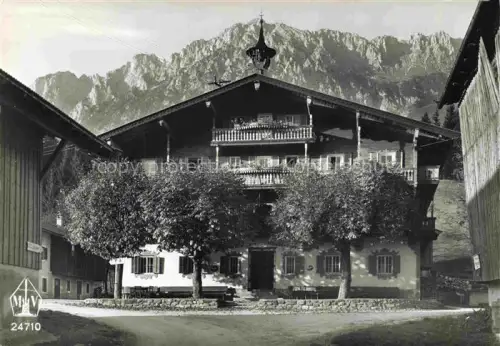 AK / Ansichtskarte Scheffau Wilden Kaiser Tirol AT Gasthaus Maikircher mit Scheffauer
