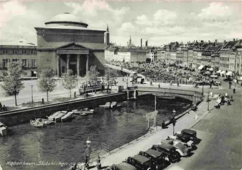 AK / Ansichtskarte Kobenhavn COPENHAGEN Kjoebenhavn Kopenhagen DK Slotskirken og parti fra Stranden