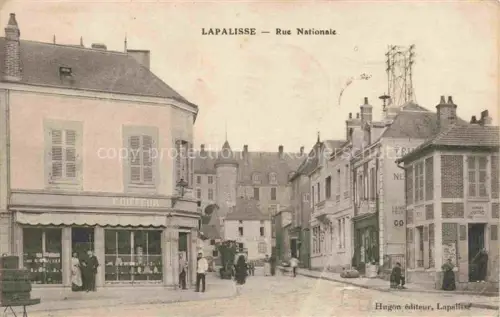 AK / Ansichtskarte Lapalisse VICHY 03 Allier Rue Nationale