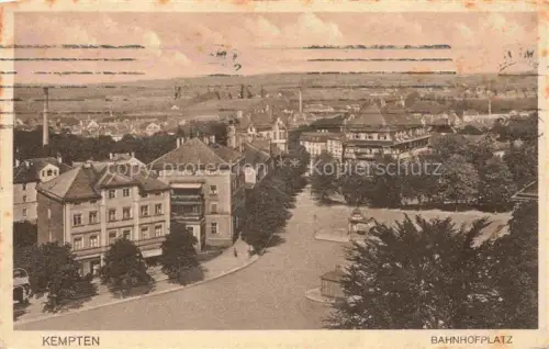 AK / Ansichtskarte KEMPTEN Allgaeu Bayern Bahnhofplatz
