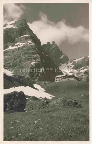 AK / Ansichtskarte Tribulaunhuette Gschnitz Innsbruck Tirol AT mit Gschnitzer und Pflerscher Tribulaun