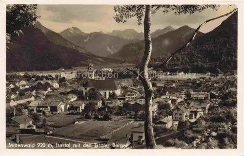 AK / Ansichtskarte MITTENWALD Bayern Isartal mit den Tiroler Bergen