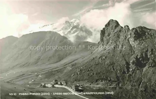 AK / Ansichtskarte Passo Pordoi Pordoipass 2239m Canazei Trento IT Panorama Gebirgspass Sasso Beccie e Marmolada Dolomiten
